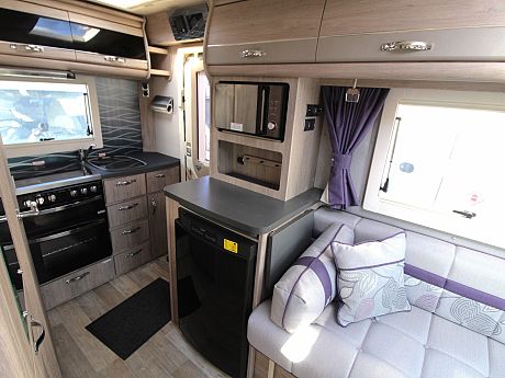 Auto-Sleeper  Bourton -2021 image