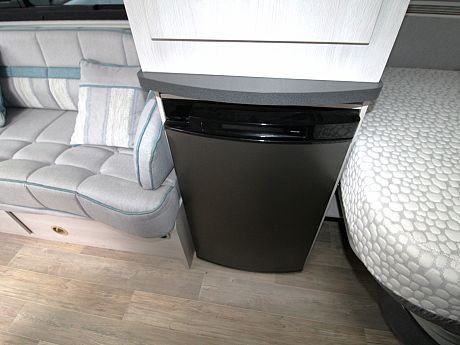 Auto-Sleeper  Kingham 2020 image