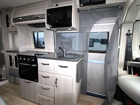 Auto-Sleeper  Kingham 2020 image