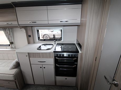 Coachman Festival 460 -2021 image