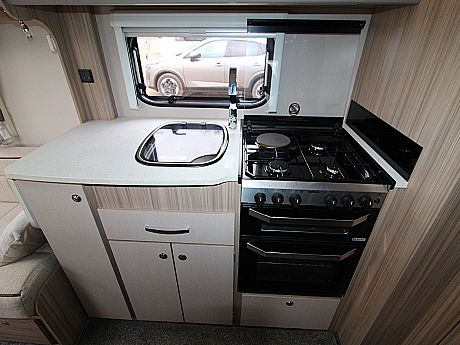 Coachman Festival 460 -2021 image