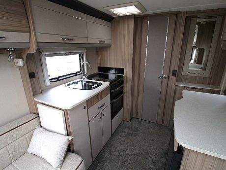 Coachman Festival 460 -2021 image