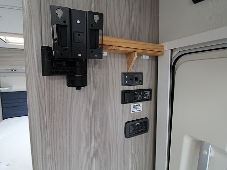 Elddis Chatsworth 155 - 2021 image