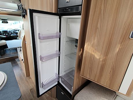 Swift Escape 674 - 2021 image