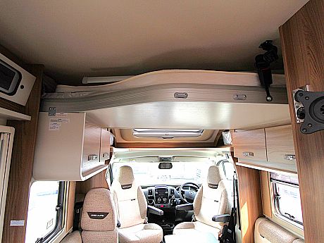 Swift Escape 674 - 2021 image
