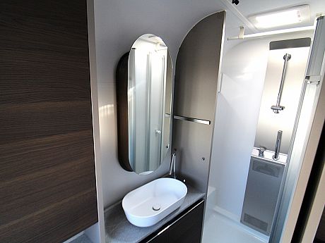 Adria Alpina Mississippi - 202 image