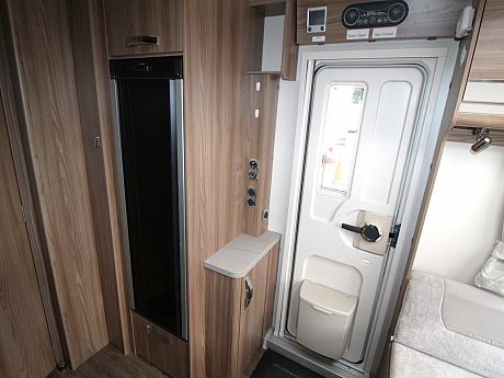 Swift Corniche 23/4 - 2022 image