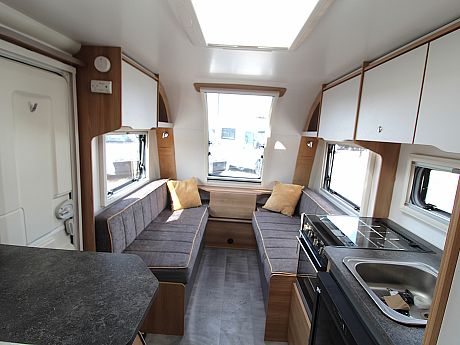 Bailey Discovery D4-4 - 2022 image