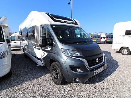 Swift Escape 694 - 2022 image