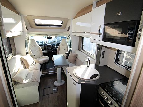 Swift Escape 694 - 2022 image