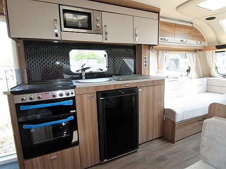 Swift Corniche 17/4 2022 Wandahome Special Edition image