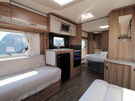 Swift Corniche 20/8 2022 - Wandahome Special Edition image
