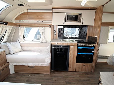 Swift Corniche 20/8 2022 - Wandahome Special Edition image