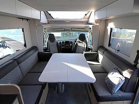 Adria Matrix Plus 600 DT - 2023 image