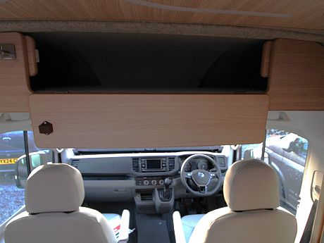 IH N-Class 680 CRL - 2023 image