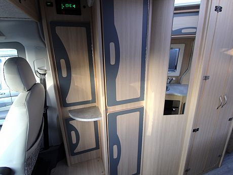 IH N-Class 680 CRL - 2023 image