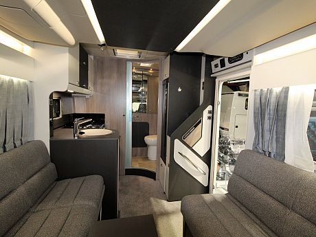 Swift Voyager 540 Auto - NEW  (54867) image