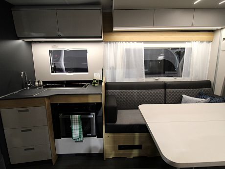 Adria Matrix Axess 600 DT - (45842) image