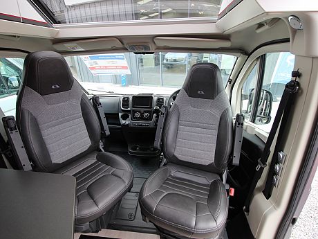 Adria Twin Sports 600 SPB - 2024 image