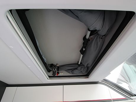 Adria Twin Sports 600 SPB - 2024 image