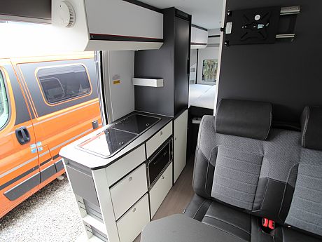 Adria Twin Sports 600 SPB - 2024 image