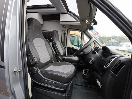 Adria Twin Supreme 600 SPB - 2024 image