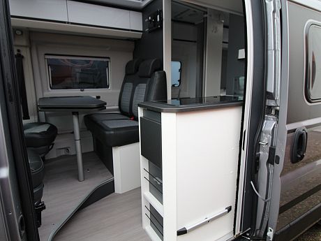 Adria Twin Supreme 600 SPB - 2024 image