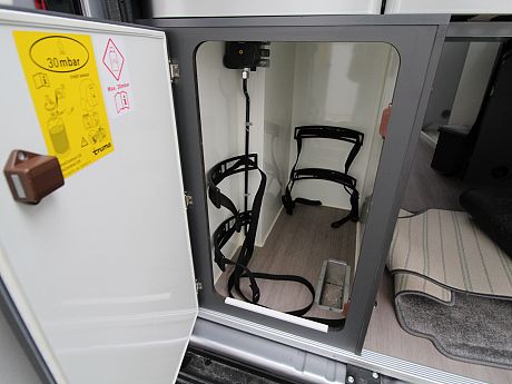 Adria Twin Supreme 600 SPB - 2024 image