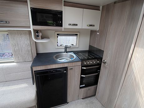 Swift Aventura M4 EB - 2024 image