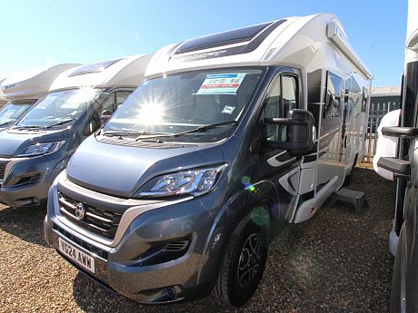 Swift Escape 674 - 2024 image