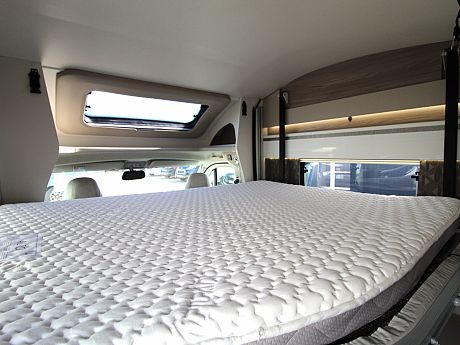 Swift Escape 674 - 2024 image