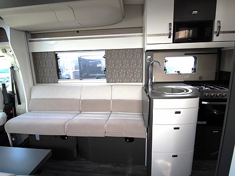 Swift Escape 674 - 2024 image