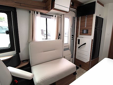 Pilote Expression G740 - 2024 image