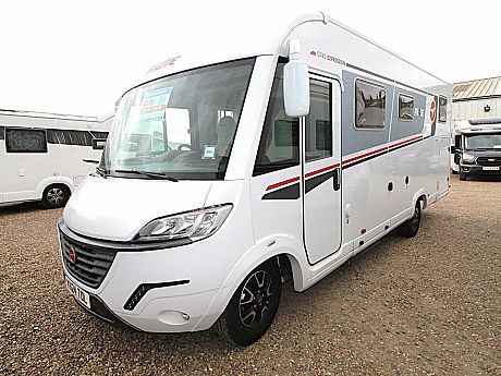 Pilote Expression G740 - 2024 image