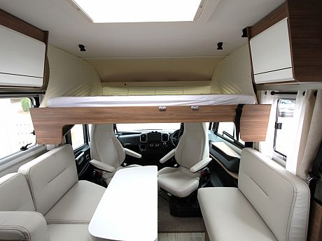 Pilote Expression G740 - 2024 image