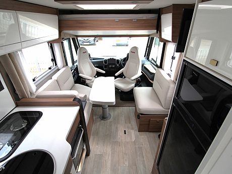Pilote Expression G740 - 2024 image