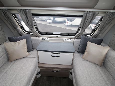 Swift Ace Award Superstar - 2024 image