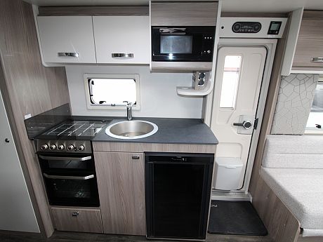 Swift Ace Award Superstar - 2024 image