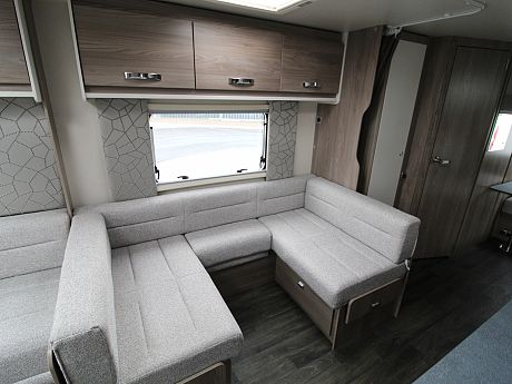 Swift Ace Award Superstar - 2024 image