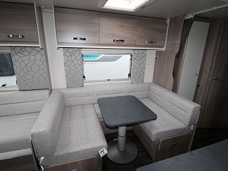 Swift Ace Award Superstar 2024 Wandahome Special Edition image