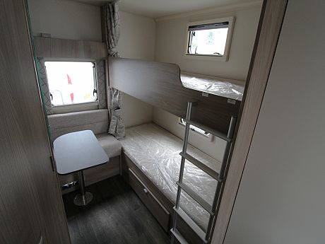 Swift Ace Award Superstar - 2024 image