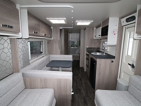 Swift Ace Award Superstar 2024 Wandahome Special Edition image