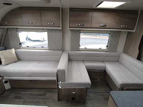 Swift Ace Award Superstar - 2024 image