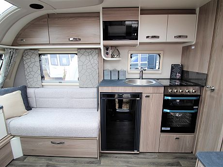 Swift Ace Globetrotter 2024 - Wandahome Special Edition image