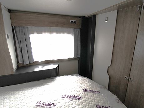 Swift Voyager 594 - Auto (54860) image