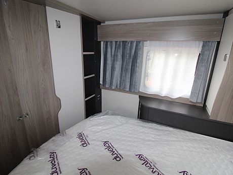 Swift Voyager 594 - Auto (54860) image