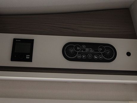 Swift Voyager 594 - Auto (54860) image