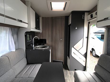 Swift Voyager 594 - Auto (54860) image