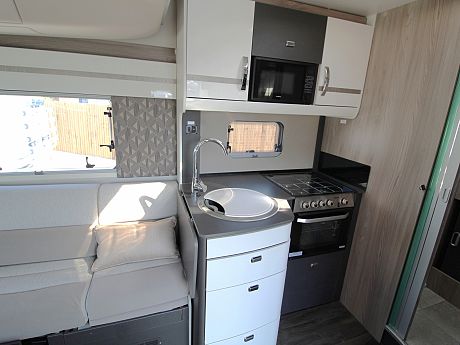 Swift Escape 640 - 2024 image