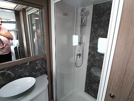 Coachman VIP 460 - 2024 image